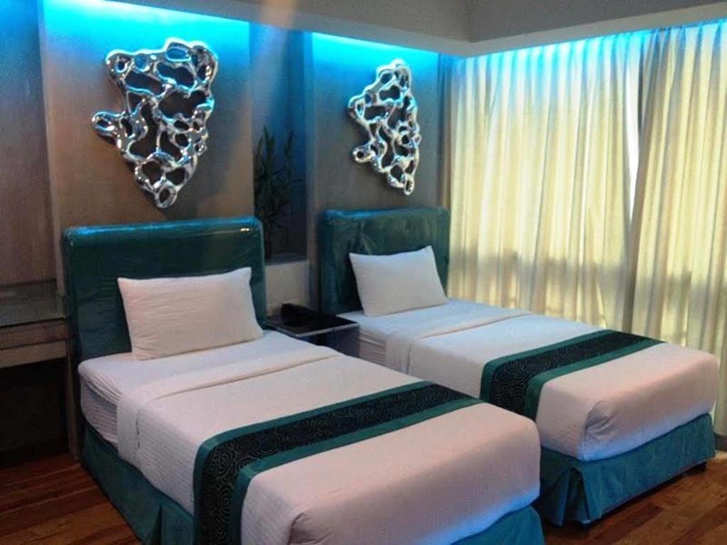 Blutique Hotel Bangkok Dış mekan fotoğraf